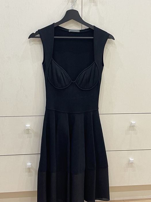 Оргинална дамска рокля Aleksander Mqueen