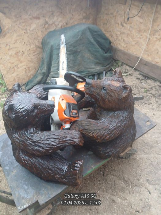 Дървени фигури от Карвинг майстор