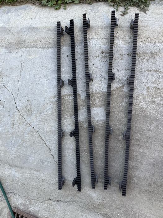 Cremaliere poarta culisantă