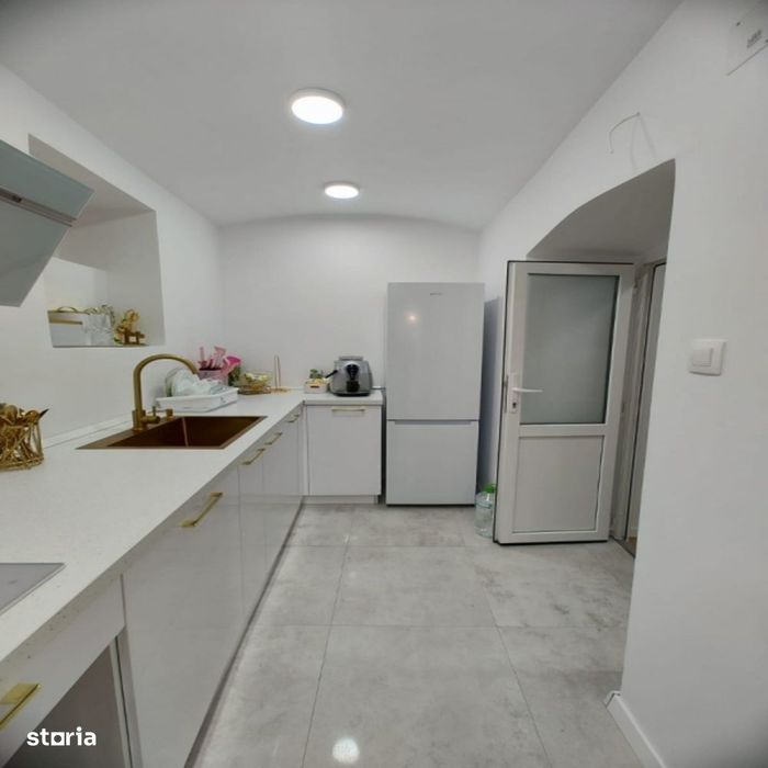 Apartament 2 camere la casa