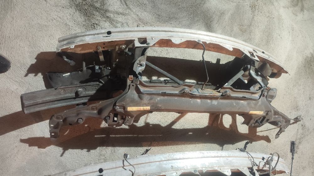 Маска/ очиларка за БМВ е65 е66 7 серия