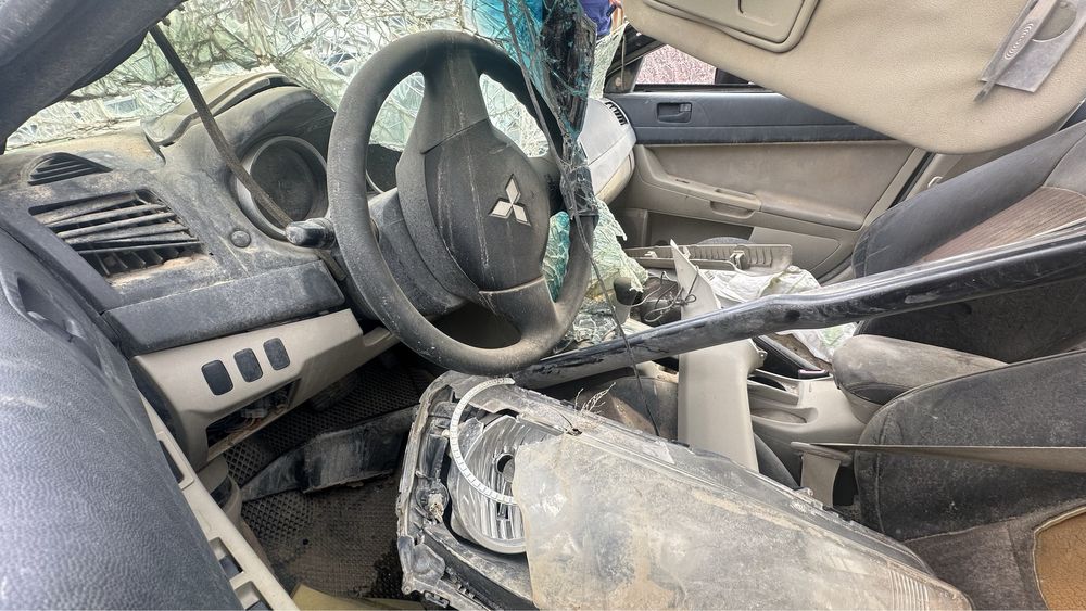 Лансер на разбор