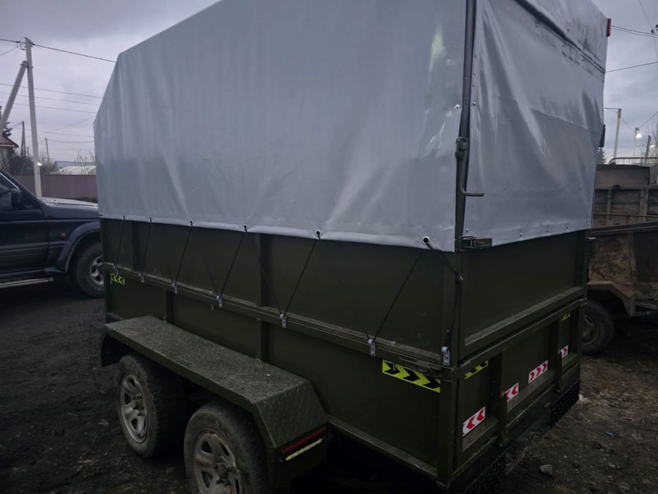 Двух осевые прицепы