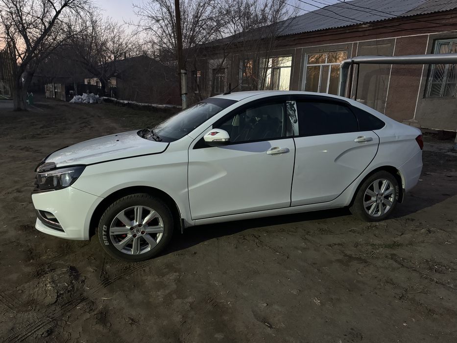 Продам лада веста