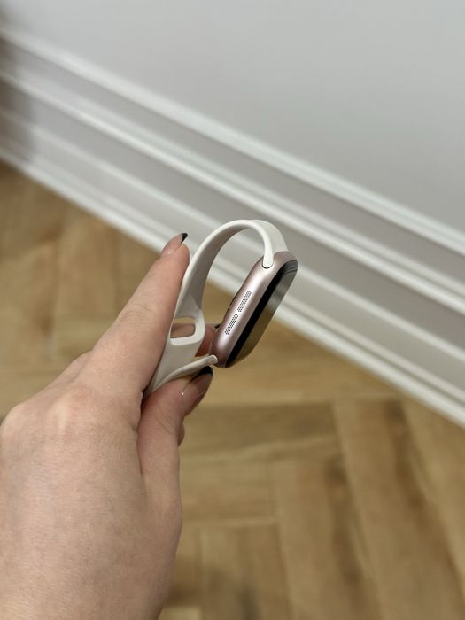 Apple Watch Series 11 42mm Rose Gold
