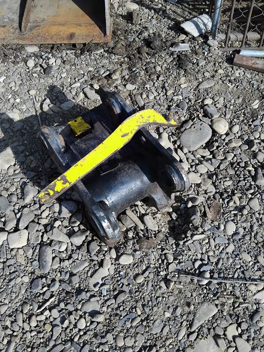 Set cupe excavator 4-8 tone