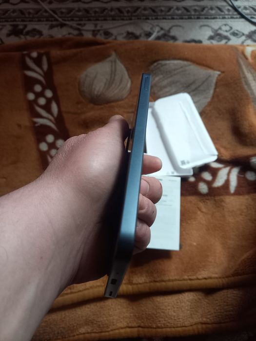 Samsung A16 ideal tiniq 128GB hotira 6GB aperativka karobka dakument.