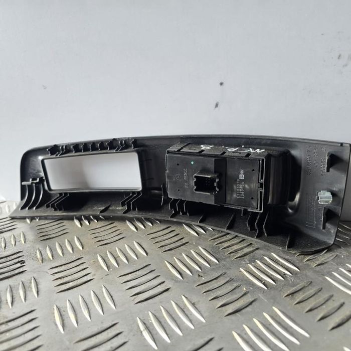 Butoane comanda geamuri electrice Opel Meriva B