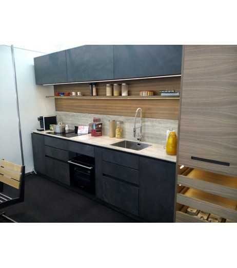 Мострена кухня от шоурум