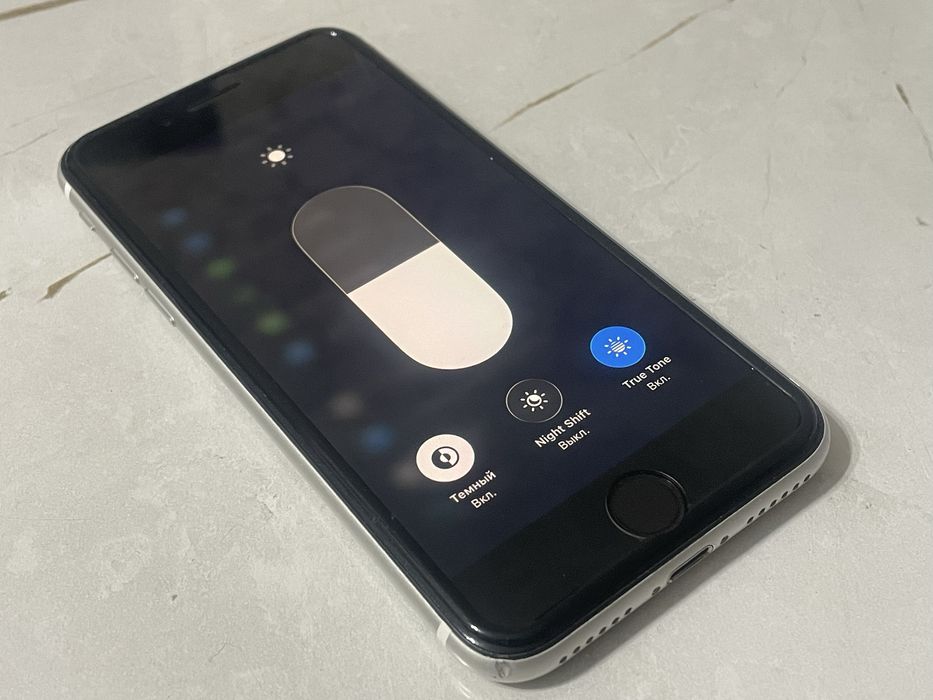 iPhone SE 2020 2 generation 128 gb. Акб 100