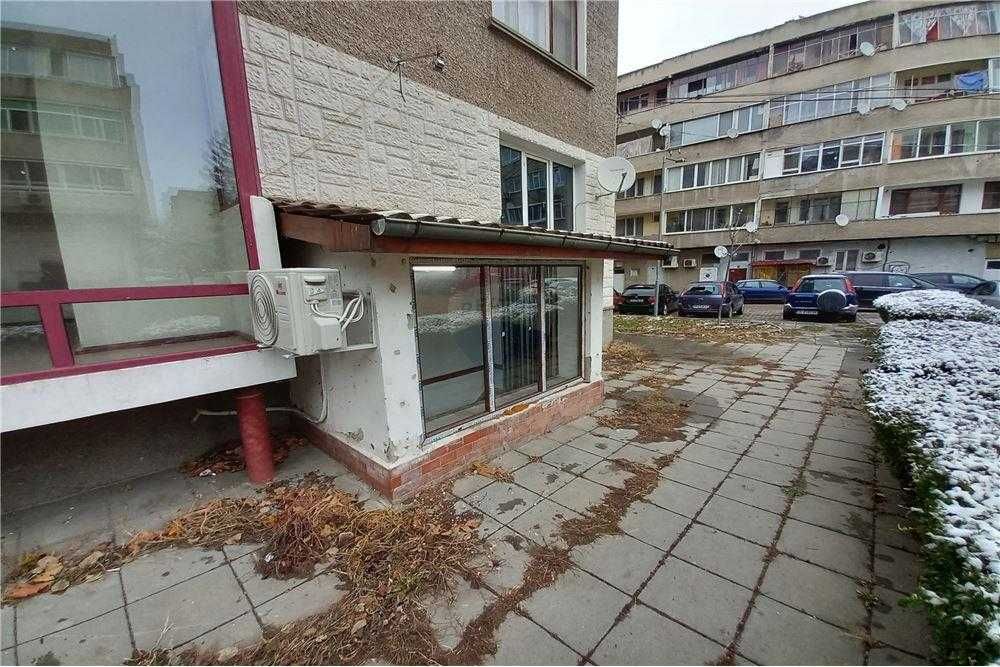 Продава се Офис в Разград, Бели Лом - 14 кв.м за 2368 €/кв.м - Снимка #4