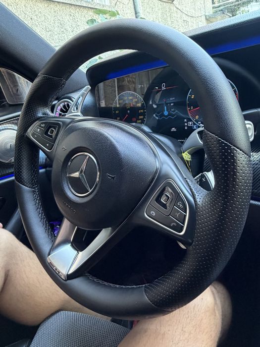 Мерцедес волан AMG
