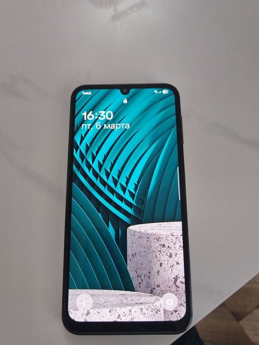 Продам смартфон самсунг А 24