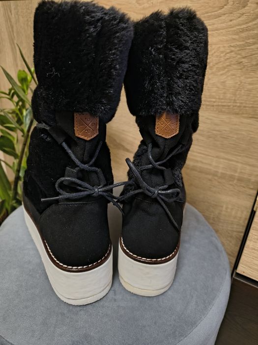 Топли зимни боти