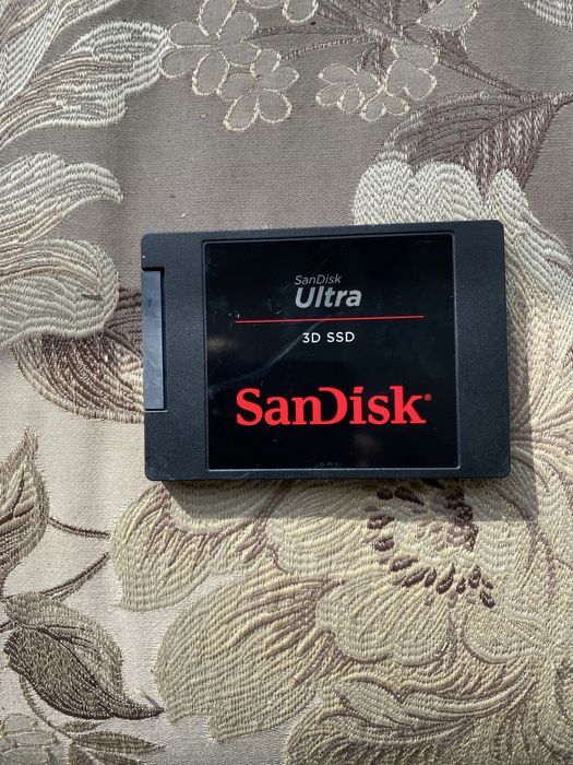 SSD SanDisk Ultra 4TB Nou