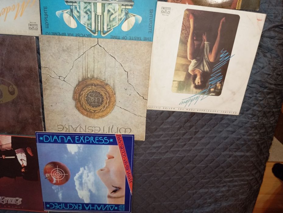 Грамофонни плочи Рок, хумор и др.