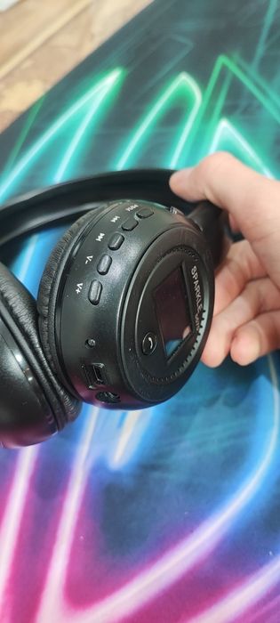 Продам Bluetooth наушники