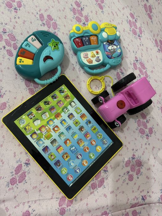 Игрушки музыкальные