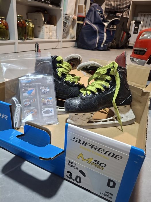 Хоккейные коньки размер 33