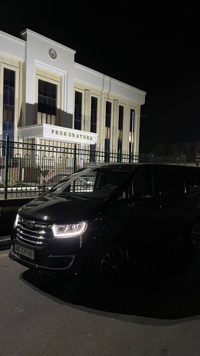 Jac m3+ 1.8 sotiladi top toza