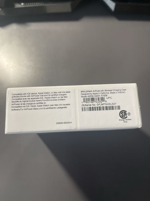 AirPods 2 Wireless Charging