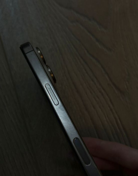 Продам айфон 16 про,256гб,90%