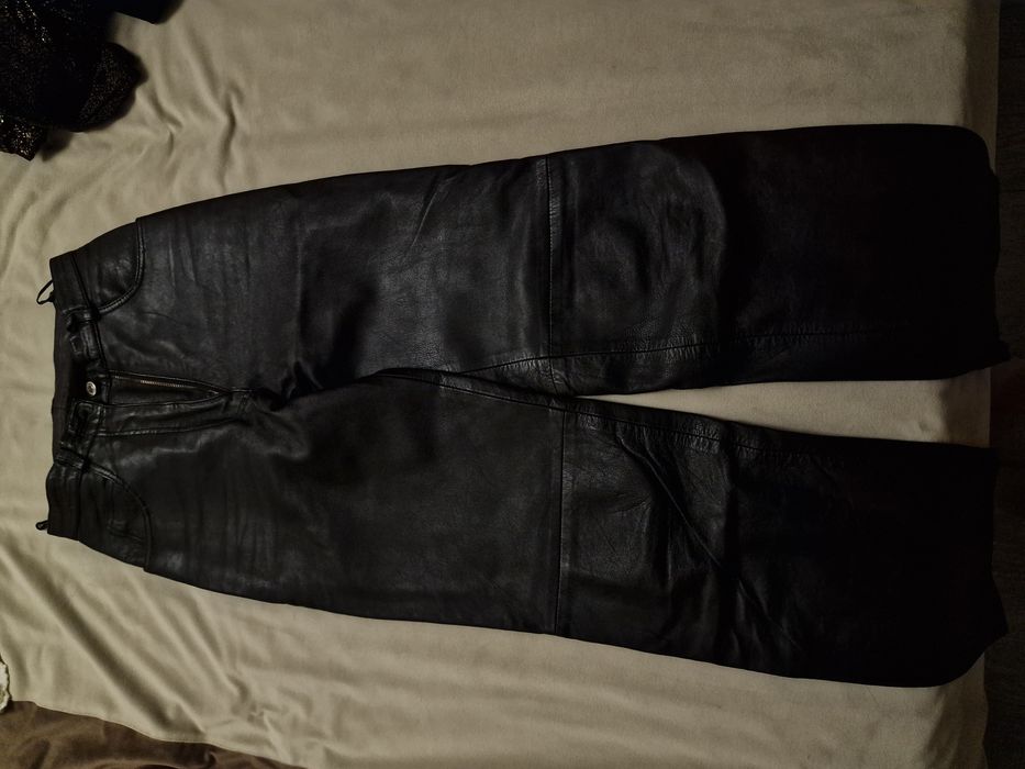 Продам джинсы в отличном состоянии