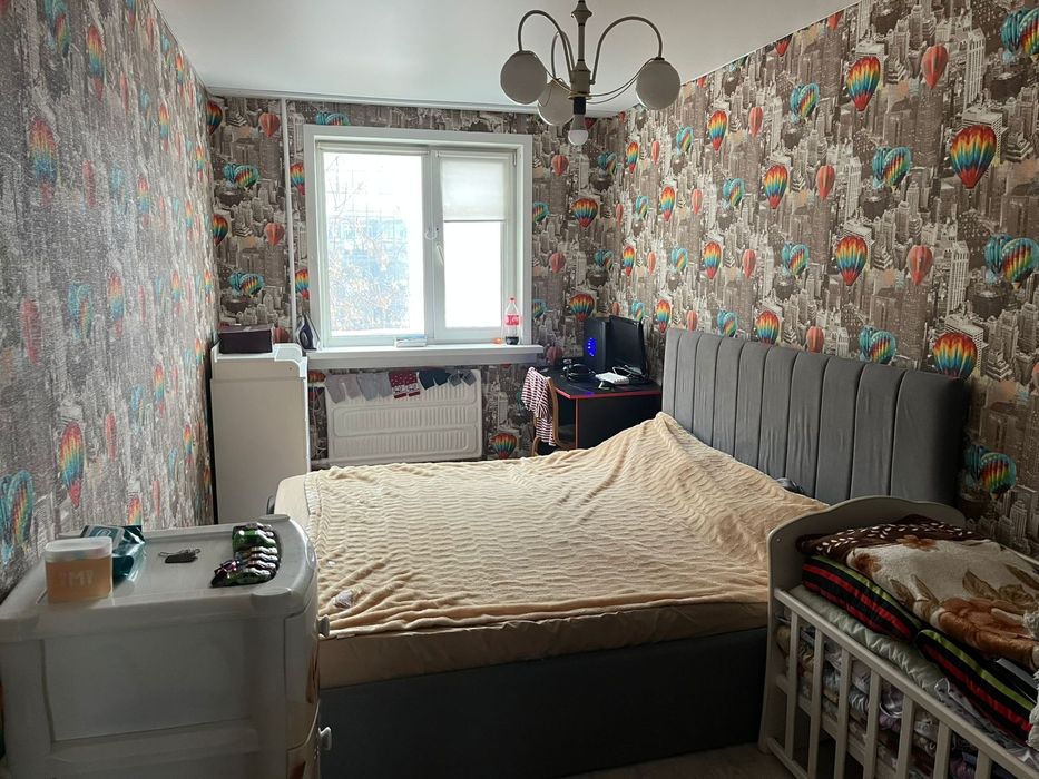 2 ком на среднем этаже в районе ДБС