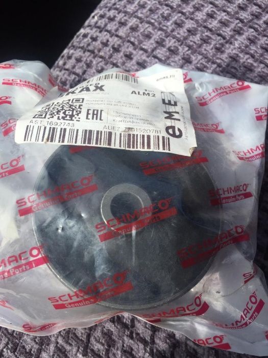 Опора двигателя на митсубиси спейс вагон