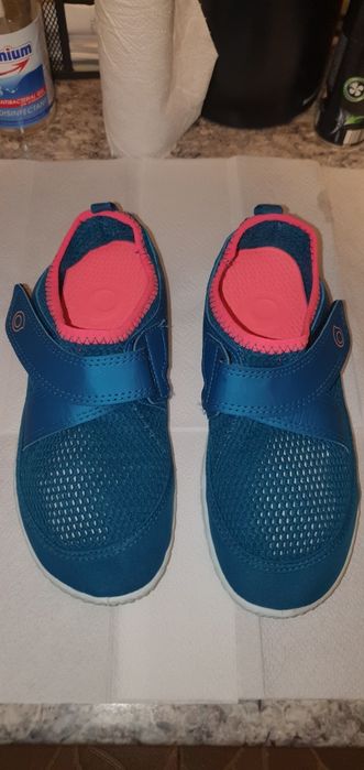 Cipicii protectie Subea  nr 36-37  noi,  Decathlon  super calitate