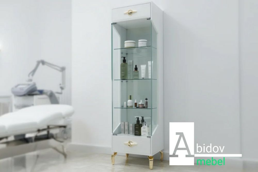 Витрина, стеллаж ,пенал шкаф салона красоты — стиль и функциональность