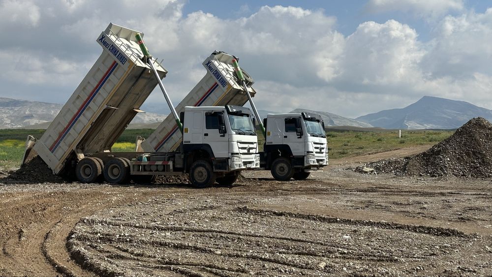 Сдаётся в аренду самосвалов  25 тонн