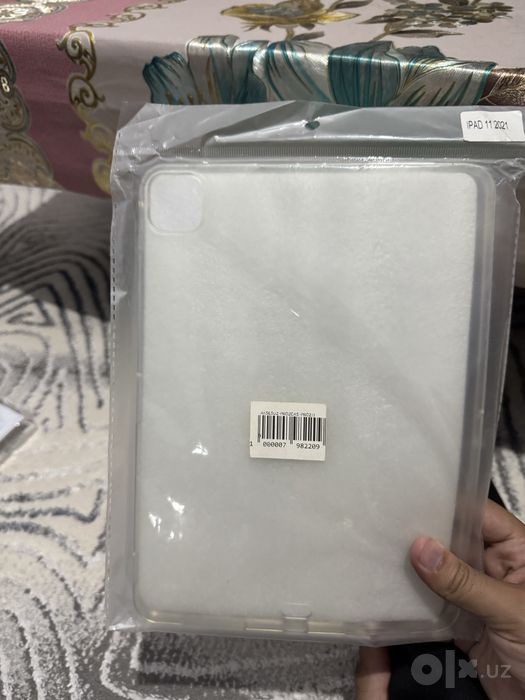 iPad Pro 11 uchun oq rangli shaffof g‘ilof