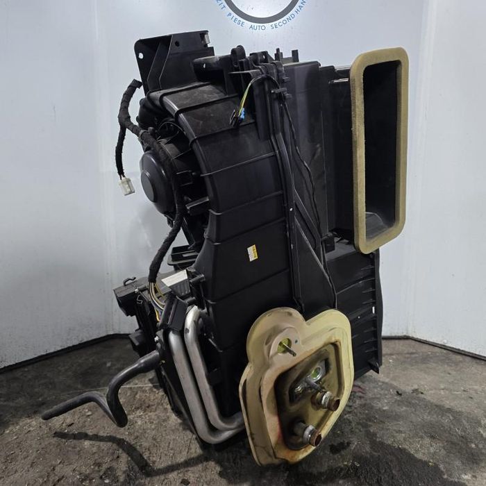 Carcasa aeroterma aer conditionat Chevrolet Aveo T300