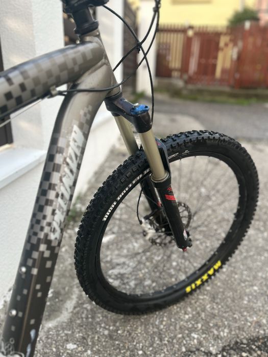 bicicleta hardtail specialized