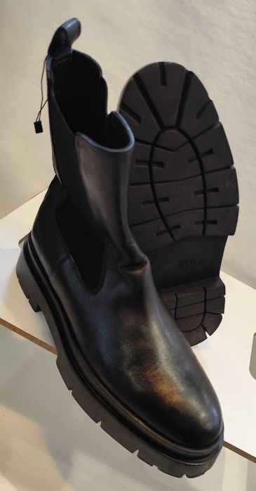 Ghete chelsea 42 plain toe ZARA NOI piele naturala moale