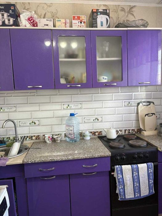 Продам 1 ком кв с ремонтом 35 м.кв. р-он СИТИ-МОЛЛ!