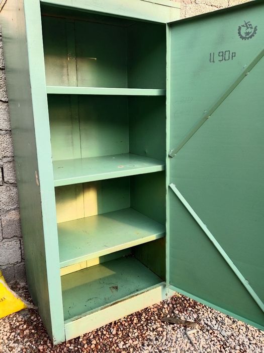 Железний шкаф Темир шкаф