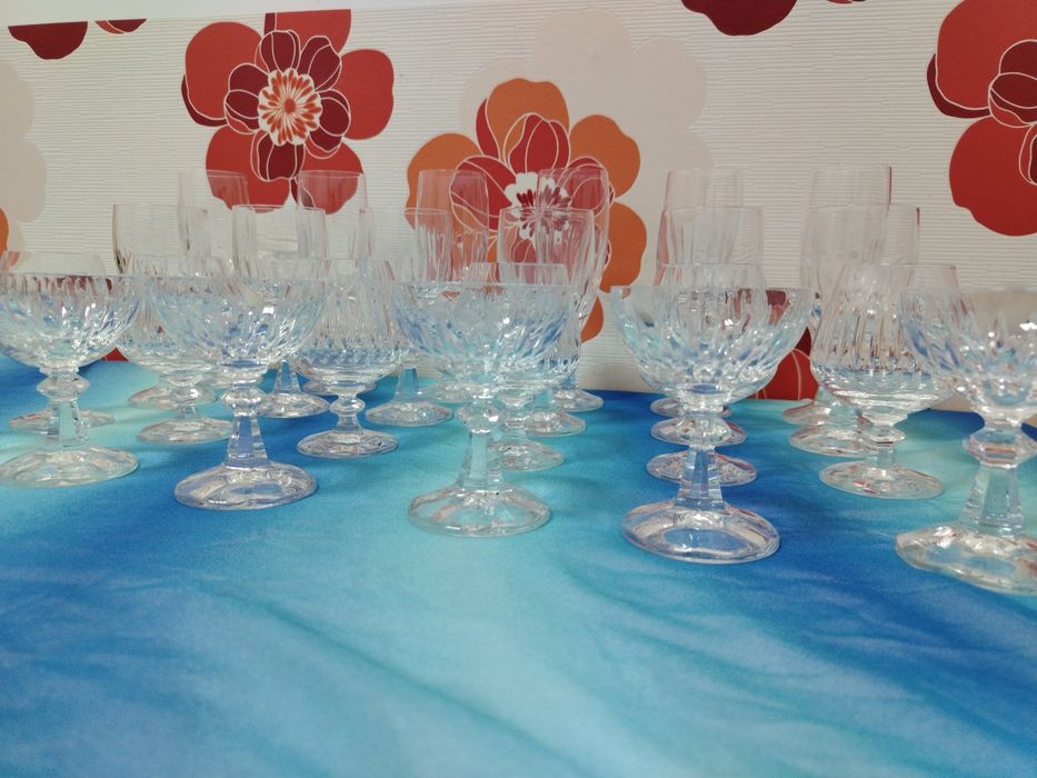 Нови кристали чаши