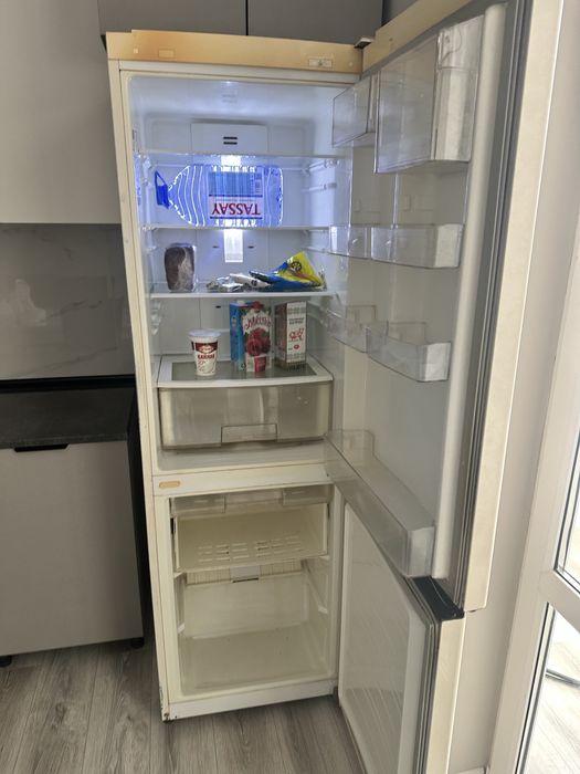 Холодильник продается морозильник хорошо не морозит