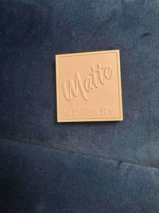 Paleta culori pentru ochi Huda