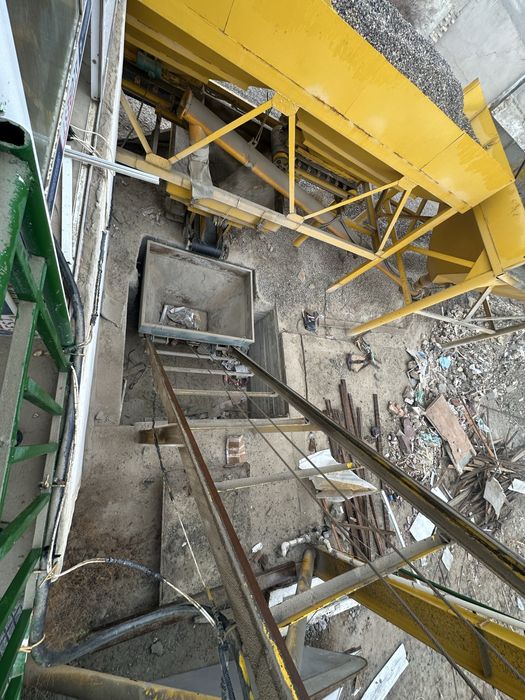 Бетон (Узел) завод сотилади.