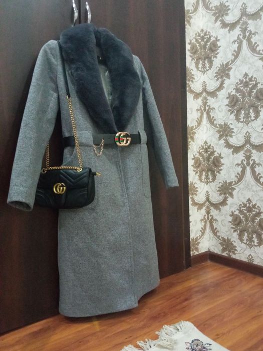 Пальто до колен М -Л  или 44размер зима осень