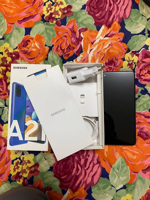 Продается телефон самсунг