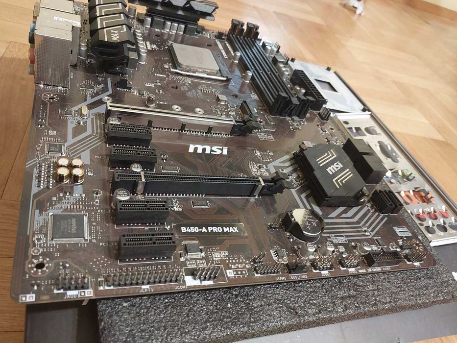 AMD Ryzen 7 3700X + MSI B450-A Pro MAX