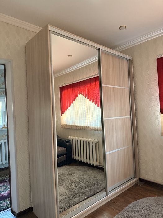 Продается шкаф купе