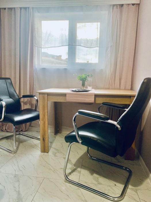 Дава се под наем Двустаен апартамент в Враца, Център - 50 кв.м за 229.5 € - Снимка #3