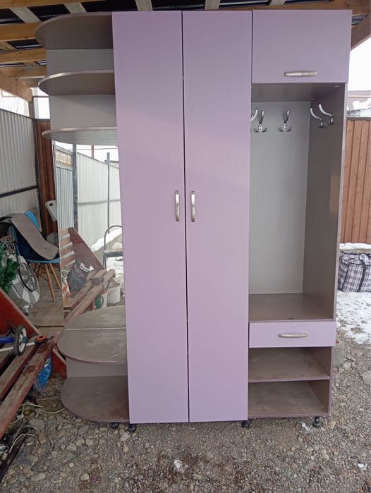 Прихожка продам срочно