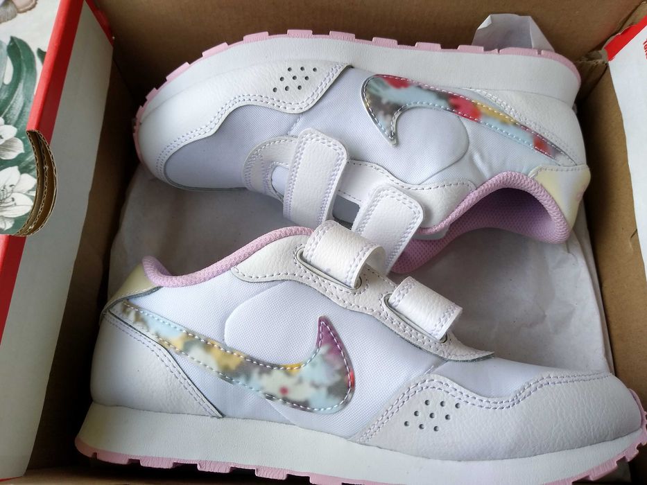 NIKE /Mishael Kors Нови №32 маратонки