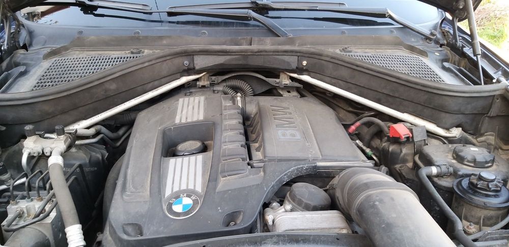 Кори над двигателя / преградни панели за БМВ Е70 BMW E70 E71 X5 X6 нов